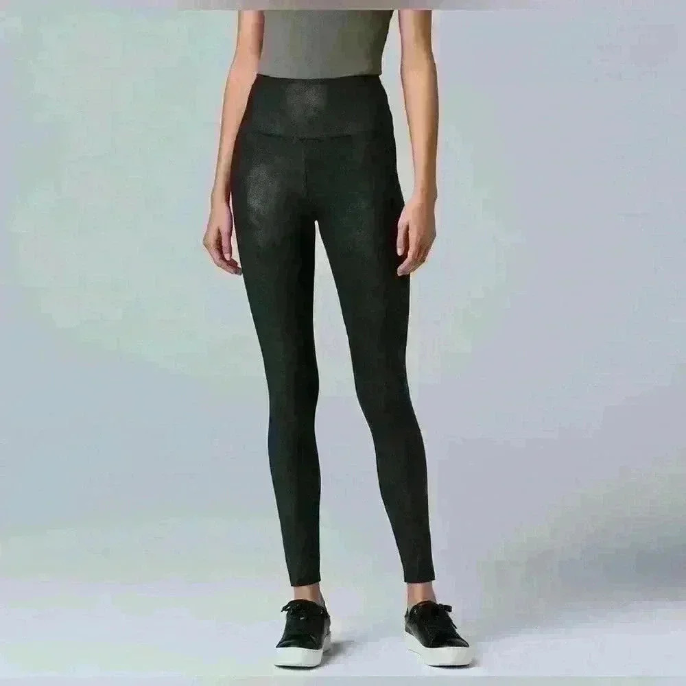 NWOT Women's Simply Vera Wang High Rise Faux Leather Shaping Leggings M BLACK